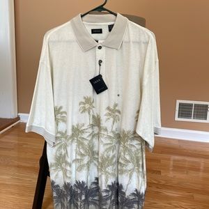 BRAND NEW WITH TAGS! Men’s Izod short sleeve shirt. XL